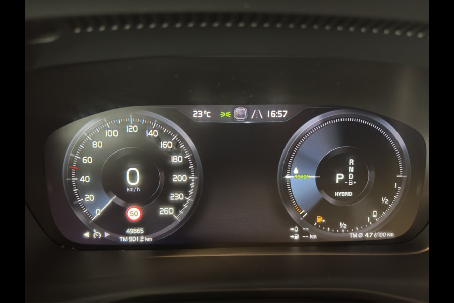 Volvo XC40 T4 Aut. Plug-in hybrid Plus Dark Parkeercamera Stoelverwarming 211pk