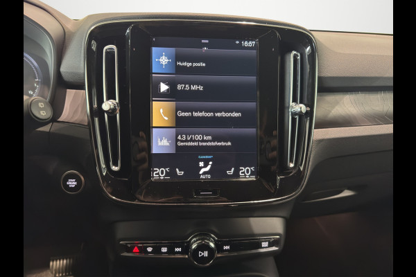 Volvo XC40 T4 Aut. Plug-in hybrid Plus Dark Parkeercamera Stoelverwarming 211pk