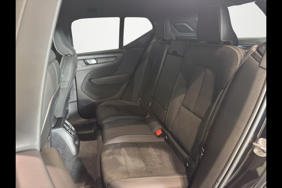 Volvo XC40 T4 Aut. Plug-in hybrid Plus Dark Parkeercamera Stoelverwarming 211pk