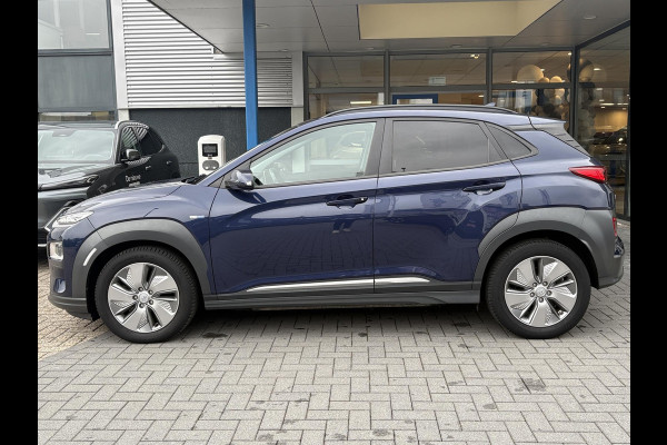 Hyundai Kona EV Fashion 64 kWh | SOH 100% | Head-up Display | Camera | Dodehoeksensoren | Krell Audio | Navi |