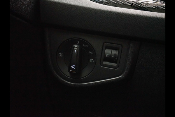 Volkswagen Polo 1.0 TSI Life Sport (ADAPTIVE CRUISE,APPLE CARPLAY,DIGITALE COCKPIT,AIRCO,AUTOMATISCHE VERLICHTING,TOPCONDITIE)