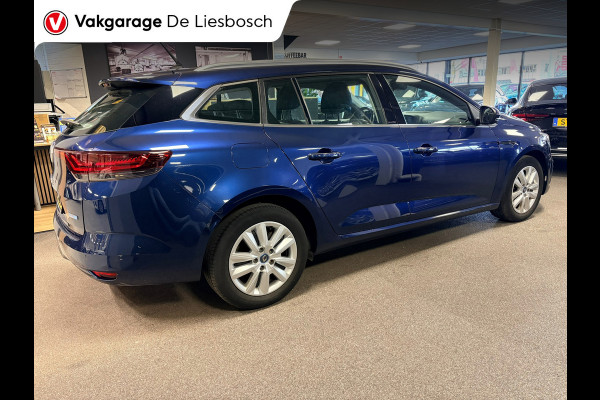 Renault Mégane Estate 1.6 E-Tech Plug-In Hybrid 160 Business Zen / stoel en stuurverwarming / camera / navigatie
