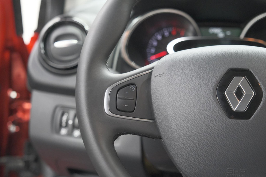 Renault Clio TCe 90 Limited | Trekhaak | Parkeersensoren | Navigatie | Cruise Control | Begrenzer | Bluetooth Verbinding