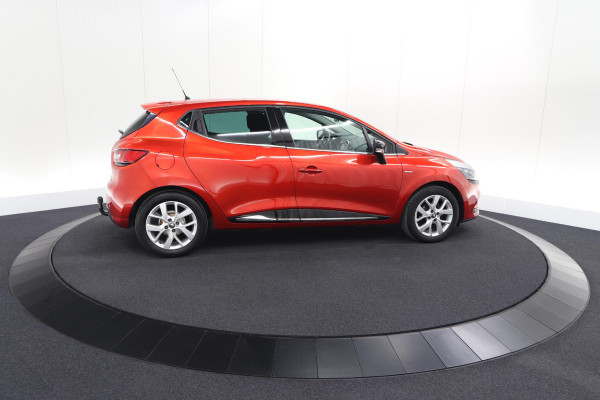 Renault Clio TCe 90 Limited | Trekhaak | Parkeersensoren | Navigatie | Cruise Control | Begrenzer | Bluetooth Verbinding