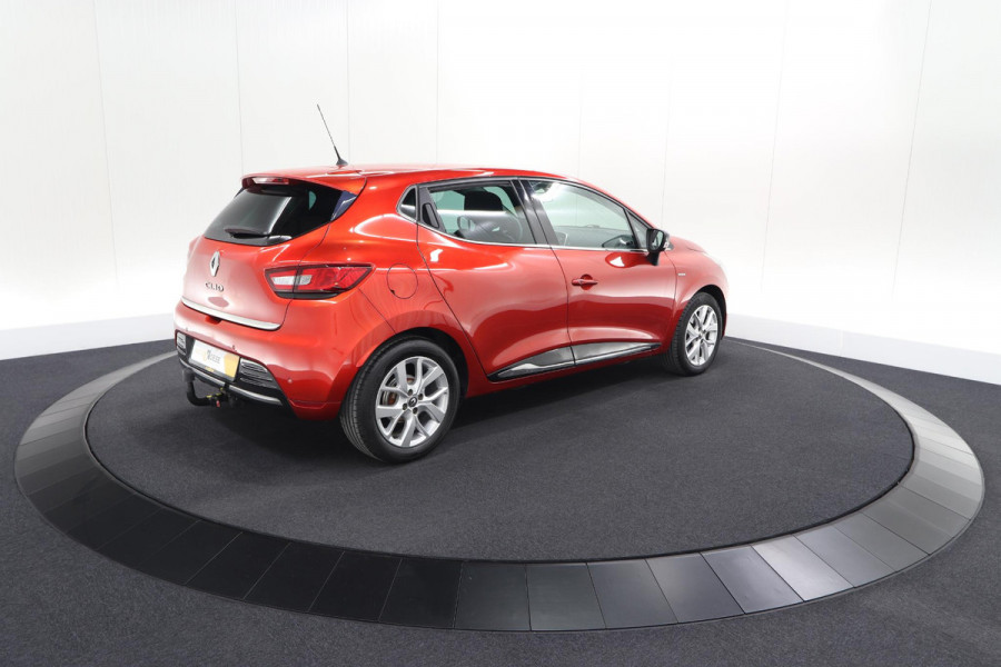 Renault Clio TCe 90 Limited | Trekhaak | Parkeersensoren | Navigatie | Cruise Control | Begrenzer | Bluetooth Verbinding