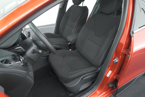 Renault Clio TCe 90 Limited | Trekhaak | Parkeersensoren | Navigatie | Cruise Control | Begrenzer | Bluetooth Verbinding