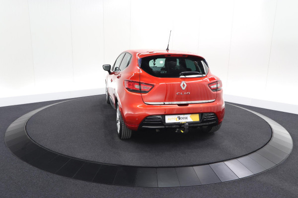 Renault Clio TCe 90 Limited | Trekhaak | Parkeersensoren | Navigatie | Cruise Control | Begrenzer | Bluetooth Verbinding