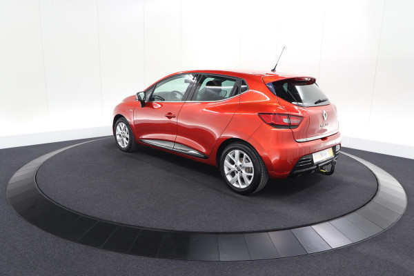 Renault Clio TCe 90 Limited | Trekhaak | Parkeersensoren | Navigatie | Cruise Control | Begrenzer | Bluetooth Verbinding