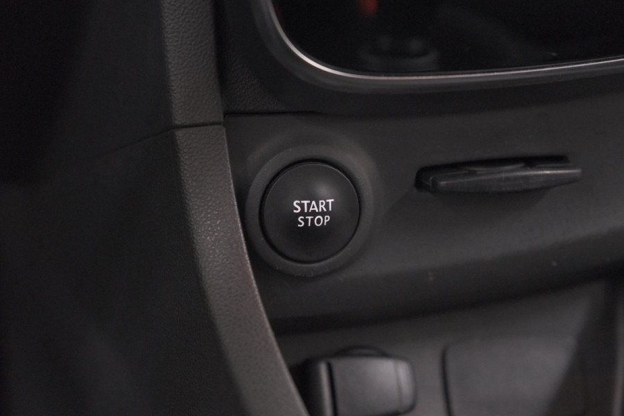 Renault Clio TCe 90 Limited | Trekhaak | Parkeersensoren | Navigatie | Cruise Control | Begrenzer | Bluetooth Verbinding