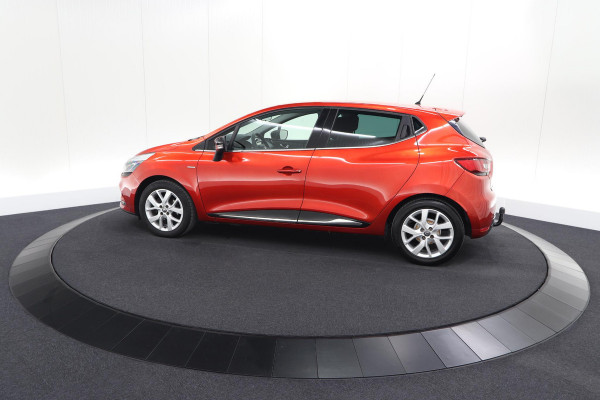 Renault Clio TCe 90 Limited | Trekhaak | Parkeersensoren | Navigatie | Cruise Control | Begrenzer | Bluetooth Verbinding