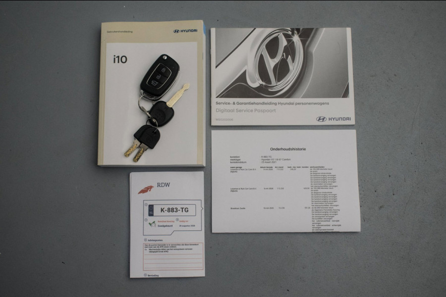 Hyundai i10 Cross 1.0 Comfort NL-auto [ Trekhaak Carplay Airco Cruise Control ]