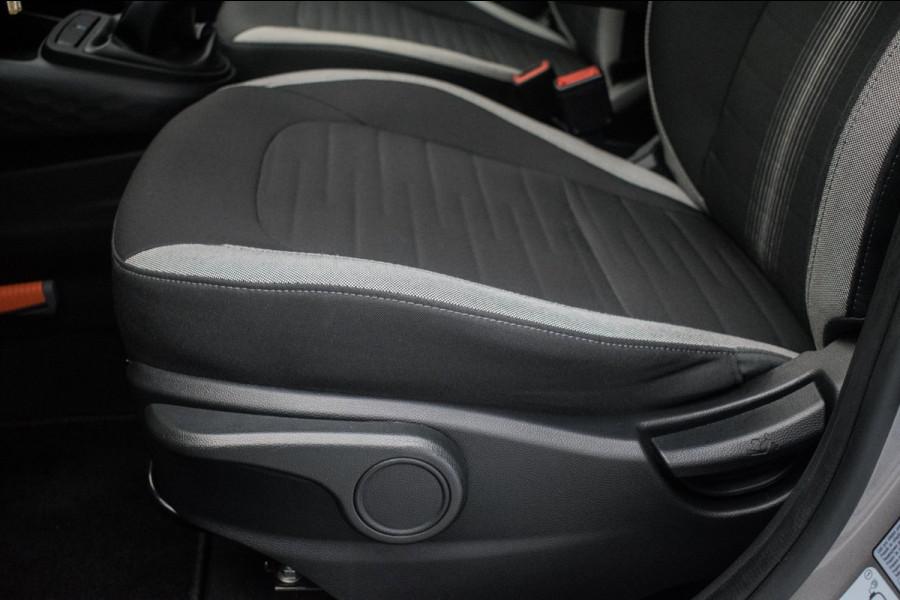 Hyundai i10 Cross 1.0 Comfort NL-auto [ Trekhaak Carplay Airco Cruise Control ]
