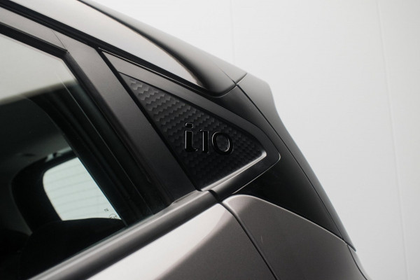 Hyundai i10 Cross 1.0 Comfort NL-auto [ Trekhaak Carplay Airco Cruise Control ]