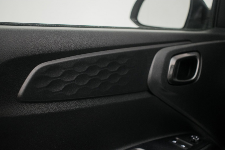 Hyundai i10 Cross 1.0 Comfort NL-auto [ Trekhaak Carplay Airco Cruise Control ]