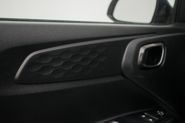Hyundai i10 Cross 1.0 Comfort NL-auto [ Trekhaak Carplay Airco Cruise Control ]