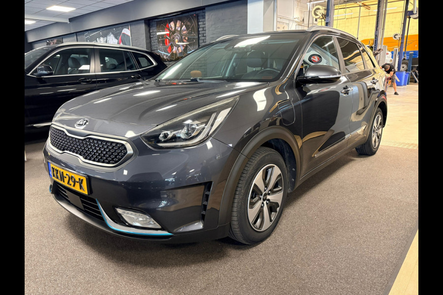 Kia Niro 1.6 GDi PHEV DynamicLine / SOH 100% /navigatie / carplay / stoel en stuurverwarming
