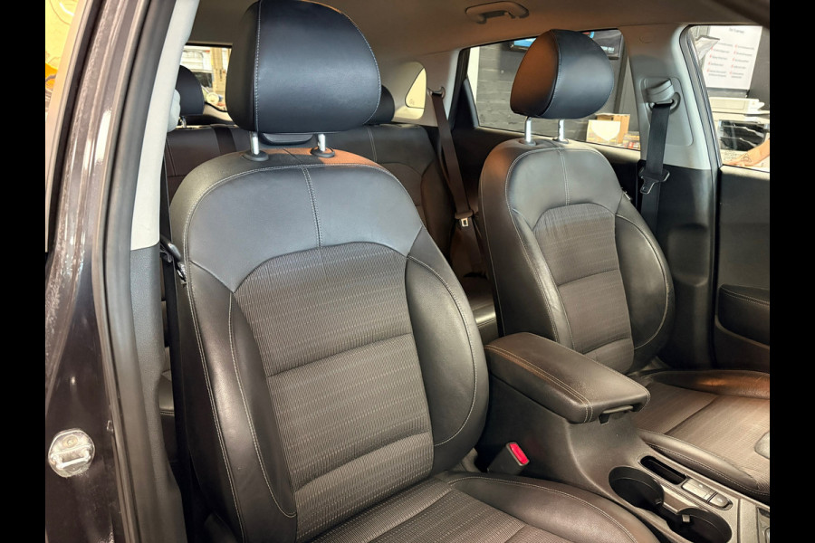 Kia Niro 1.6 GDi PHEV DynamicLine / SOH 100% /navigatie / carplay / stoel en stuurverwarming