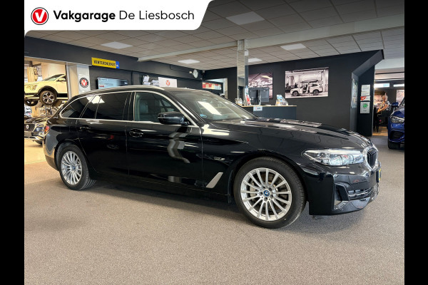 BMW 5 Serie Touring 530e xDrive High Executive/ leer/ pano/ navi/ trekhaak/ apple carplay