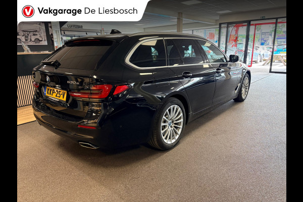 BMW 5 Serie Touring 530e xDrive High Executive/ leer/ pano/ navi/ trekhaak/ apple carplay