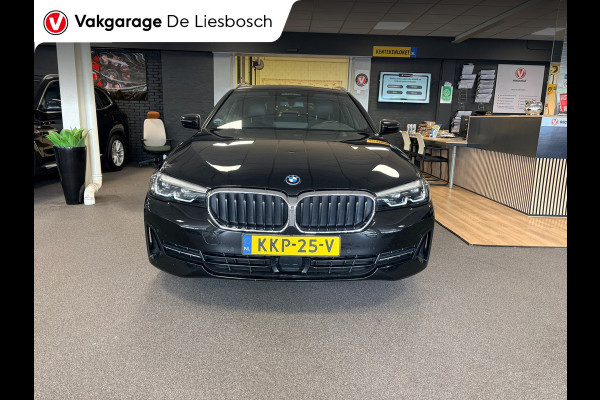 BMW 5 Serie Touring 530e xDrive High Executive/ leer/ pano/ navi/ trekhaak/ apple carplay