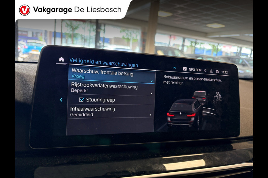 BMW 5 Serie Touring 530e xDrive High Executive/ leer/ pano/ navi/ trekhaak/ apple carplay