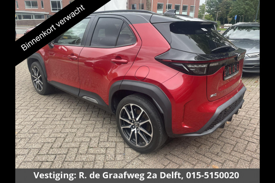 Toyota Yaris Cross 1.5 Hybrid GR Sport | Stoelverwarming | Navigatie | Parkeersensoren | Dealer onderhouden