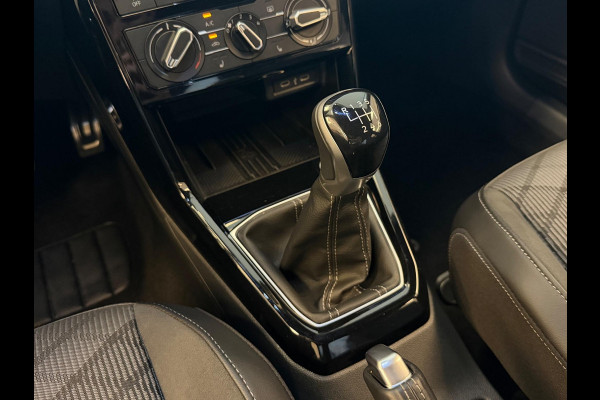 Volkswagen T-Cross TSI R-Line Edition 115PK GARANTIE TOT 03-2035* . STOEL VERWARMING . CRUISE CONTROL . PARKEERSENSOREN VOOR & ACHTER .