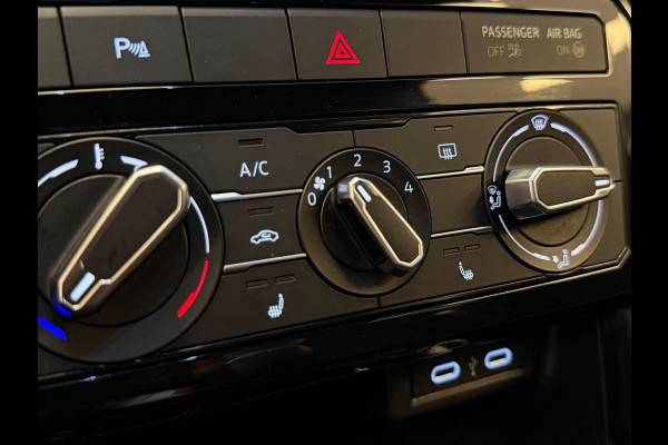 Volkswagen T-Cross TSI R-Line Edition 115PK GARANTIE TOT 03-2035* . STOEL VERWARMING . CRUISE CONTROL . PARKEERSENSOREN VOOR & ACHTER .