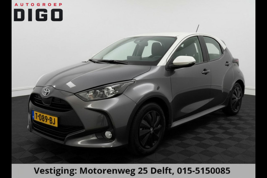Toyota Yaris 1.5 HYBRID BI-TONE GARANTIE TOT 03-2033! . ADAPTIEVE CRUISE CONTROL . APPLE CARPLAY & ANDRIOD AUTO . SLECHTS 35.000km!
