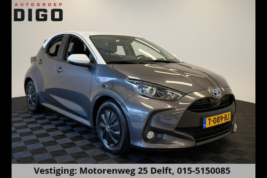 Toyota Yaris 1.5 HYBRID BI-TONE GARANTIE TOT 03-2033! . ADAPTIEVE CRUISE CONTROL . APPLE CARPLAY & ANDRIOD AUTO . SLECHTS 35.000km!
