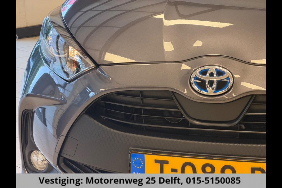 Toyota Yaris 1.5 HYBRID BI-TONE GARANTIE TOT 03-2033! . ADAPTIEVE CRUISE CONTROL . APPLE CARPLAY & ANDRIOD AUTO . SLECHTS 35.000km!