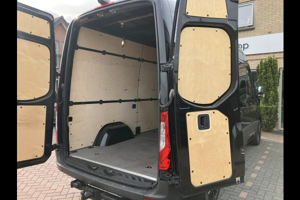 Mercedes-Benz Sprinter 319 3.0 CDI L2H2 | MBUX | LED | ACC