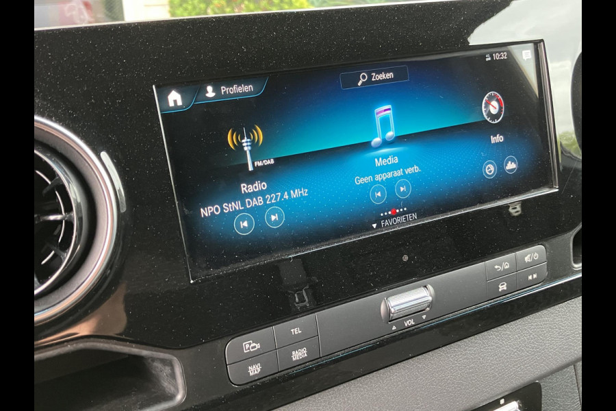 Mercedes-Benz Sprinter 319 3.0 CDI L2H2 | MBUX | LED | ACC