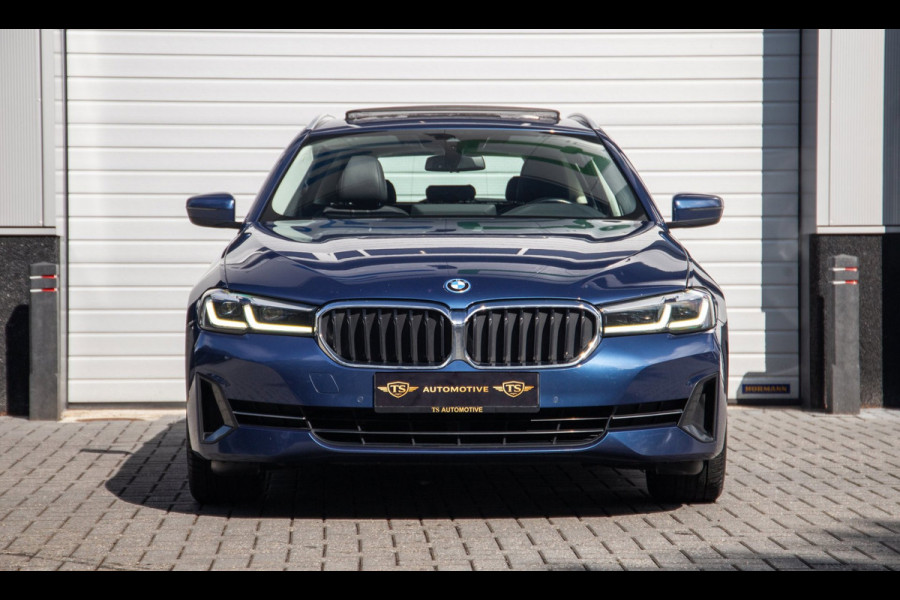 BMW 5 Serie Touring 530e High Executive / SOH 89% / Pano / Keyless / Gordijnen