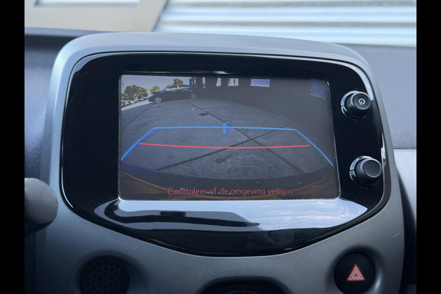 Toyota Aygo 1.0 VVT-i x-play Camera|Airco|Cruise|Elek ramen|N.A.P|APK tot 04-2027