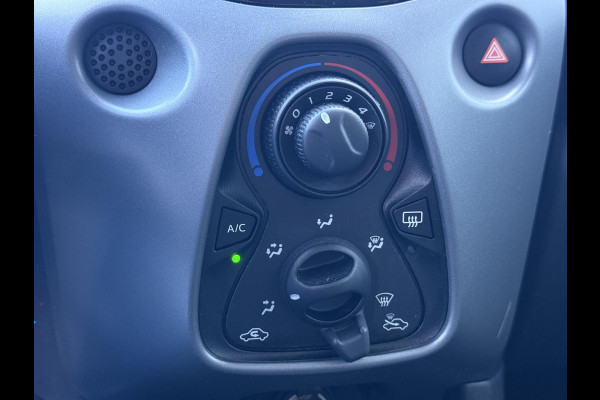 Toyota Aygo 1.0 VVT-i x-play Camera|Airco|Cruise|Elek ramen|N.A.P|APK tot 04-2027
