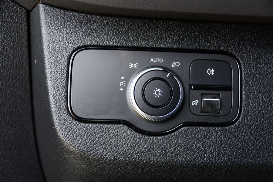 Mercedes-Benz Sprinter 319 V6 3.0 CDI L2H2 PB Edition Adaptieve Cruise, 360 Camera, Carplay, LED, 10,5'' Mbux, Automaat, 190pk, Leder, Multimedia, Uniek!