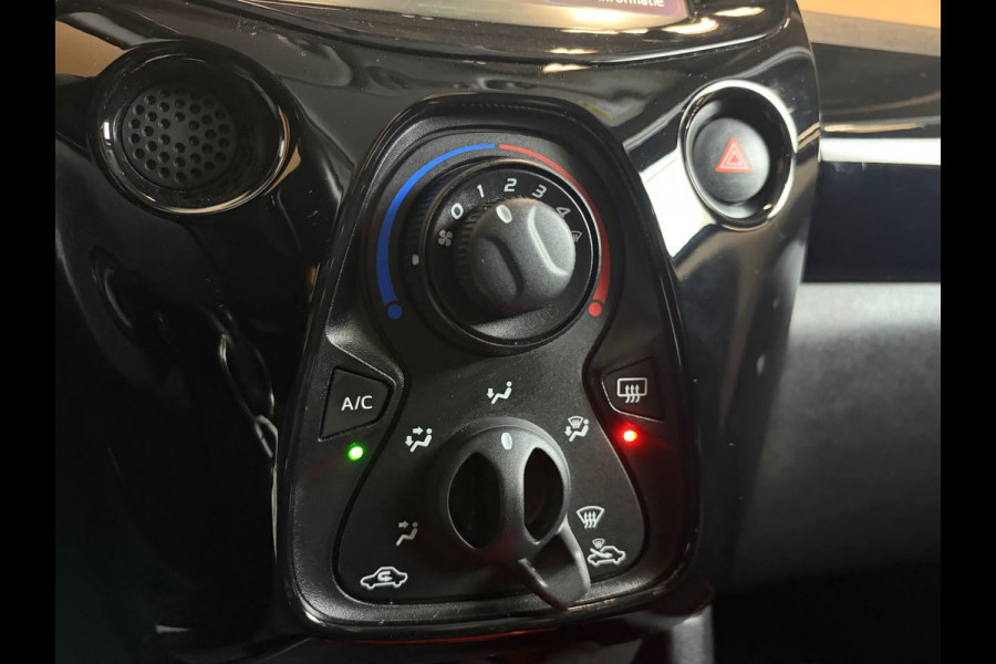 Toyota Aygo 1.0 VVT-i x-otic cabriotop | automaat | dealer onderhouden | navi | carplay | fabr gar 12/19