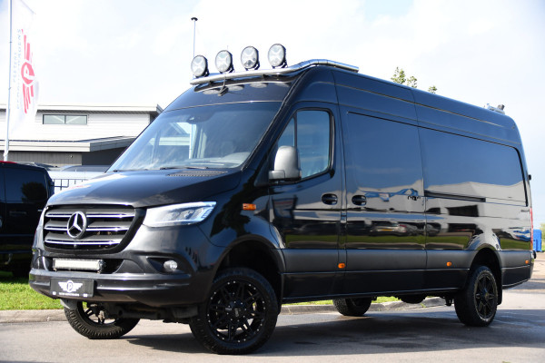 Mercedes-Benz Sprinter 319 V6 3.0 CDI L3H2 Black Edition FULL OPTIONS! Cruise, 360 Camera, Carplay, 10,5 Mbux, 190pk, 2 x Schuifdeur, Sper, LED, Leder, Stoelverwarming, Standkachel, Trekhaak, Uniek!