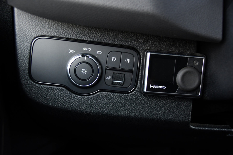 Mercedes-Benz Sprinter 319 V6 3.0 CDI L3H2 Black Edition FULL OPTIONS! Cruise, 360 Camera, Carplay, 10,5 Mbux, 190pk, 2 x Schuifdeur, Sper, LED, Leder, Stoelverwarming, Standkachel, Trekhaak, Uniek!