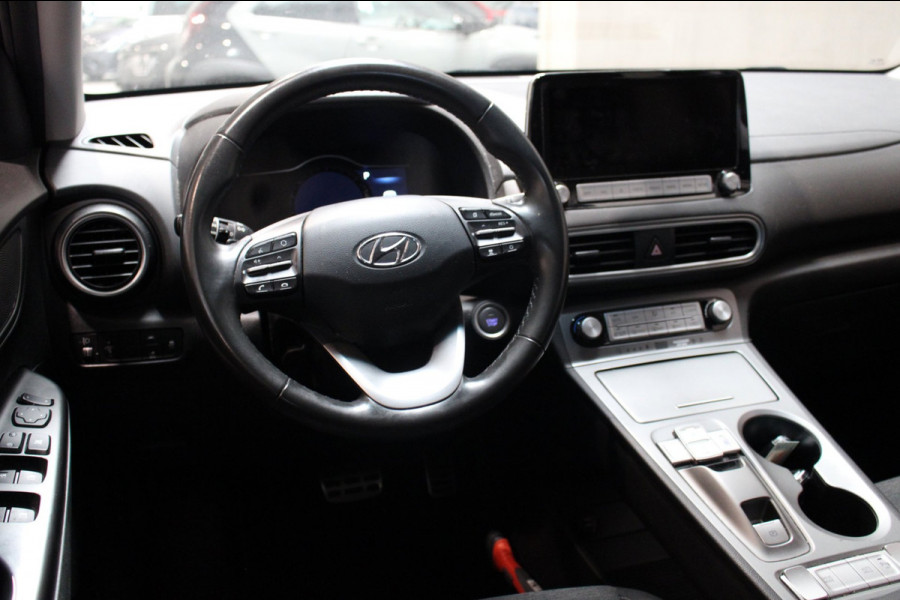 Hyundai Kona EV Comfort 64 kWh Camera/Carplay 97.5% SOH Prijs is rijklaar incl Bovag