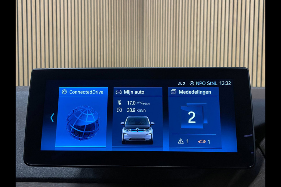 BMW i3 S iPerformance 94Ah 33 kWh|92% SOH|GROTE ACCU|BLACK&BLUE|ACC|CARPLAY|CAMERA|AUTOMAAT|STOELVERWARMING|LANE-ASSIST|NAVIGATIE|