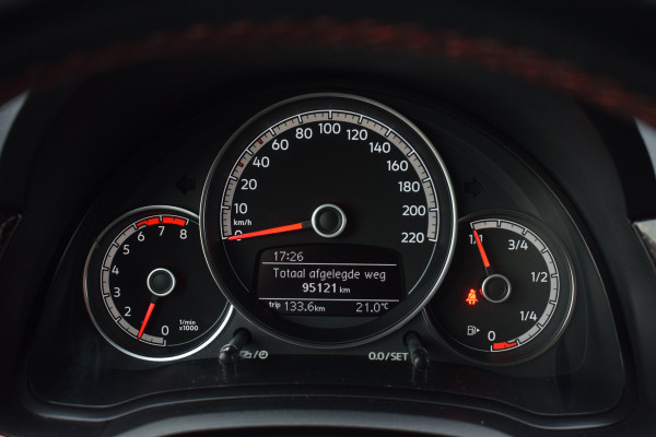 Volkswagen up! GTI 1.0 TSI 116pk | Pano | Beats | Camera |