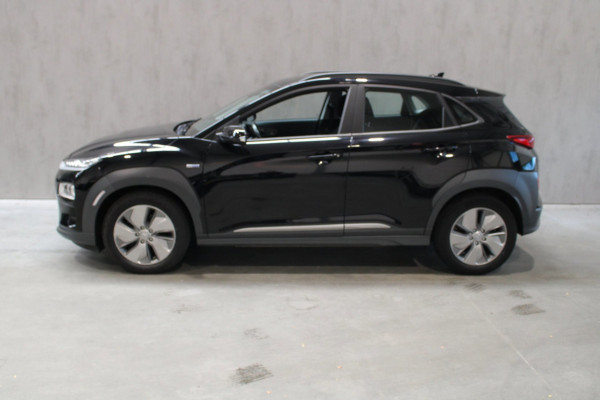 Hyundai Kona EV Comfort 64 kWh Camera/Carplay 98,3% SOH Prijs is rijklaar incl Bovag