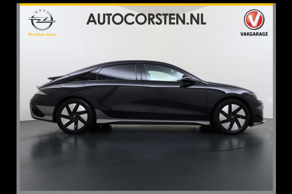 Hyundai IONIQ 6 77.4kWh 229PK Trekhaak SOH 100% Warmtepomp Adap.Cruise Head-Up Stoel+Achterbank+Stuur Verwarming Camera Navi Pdc Apple Carplay A Elek. Achterklep Privacy Glas Lmv Led Lane Assist 1.500KG Trekgewicht 1e Eigenaar Origineel Nederlandse Auto