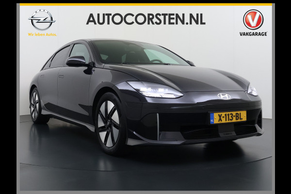 Hyundai IONIQ 6 77.4kWh 229PK Trekhaak SOH 100% Warmtepomp Adap.Cruise Head-Up Stoel+Achterbank+Stuur Verwarming Camera Navi Pdc Apple Carplay A Elek. Achterklep Privacy Glas Lmv Led Lane Assist 1.500KG Trekgewicht 1e Eigenaar Origineel Nederlandse Auto