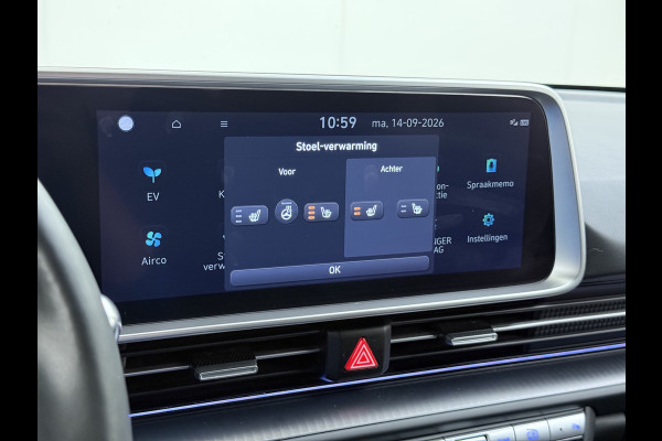 Hyundai IONIQ 6 77.4kWh 229PK Trekhaak SOH 100% Warmtepomp Adap.Cruise Head-Up Stoel+Achterbank+Stuur Verwarming Camera Navi Pdc Apple Carplay A Elek. Achterklep Privacy Glas Lmv Led Lane Assist 1.500KG Trekgewicht 1e Eigenaar Origineel Nederlandse Auto