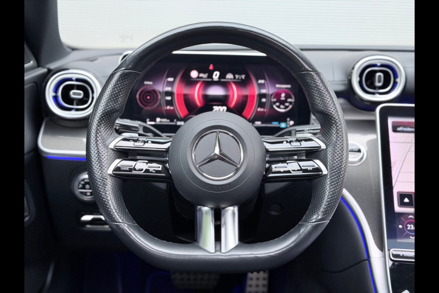 Mercedes-Benz C-Klasse 300 AMG Line Pano/Burmester/360