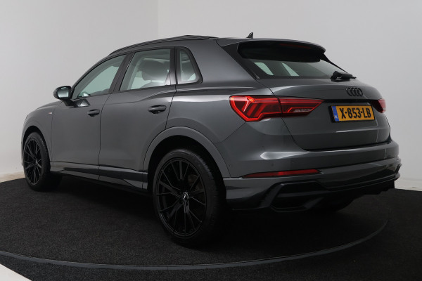 Audi Q3 35 TFSI S Line Pro Line S (PANORAMADAK, SFEERVERLICHTING, CAMERA, STOELVERWARMING, CRUISE CONTROL ADAPTIEF)