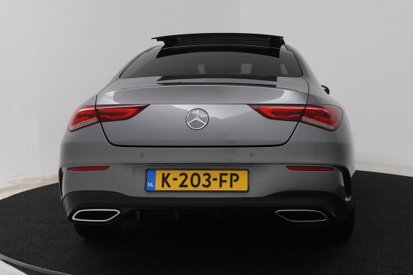 Mercedes-Benz CLA-Klasse 180 Business Solution AMG (PANORAMADAK, STOELVERWARMING, SFEERVERLICHTING)